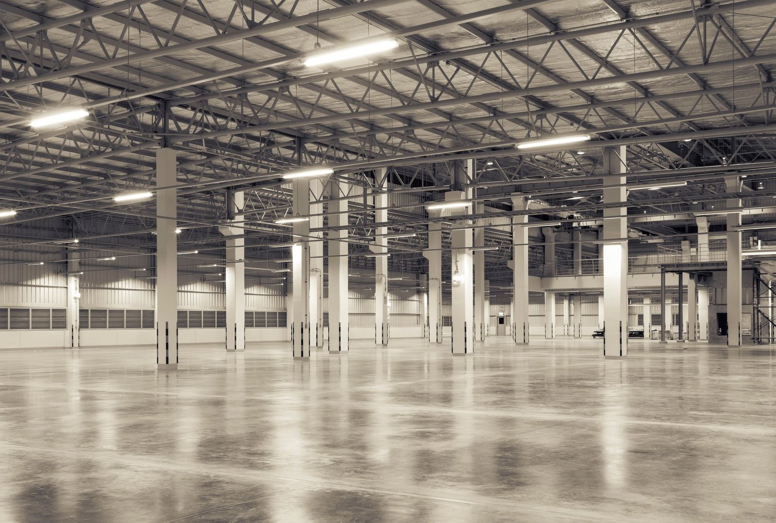 Empty vanilla-shell lease space ready for a tenant